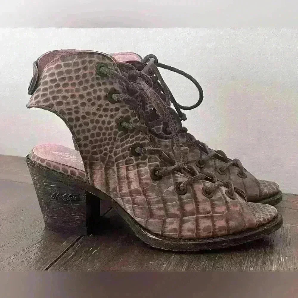 EUC Miss Macie Goodness Gracious Open Toe Lace Up  Booties Womens size 7.5